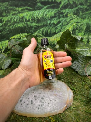 GPU Liniment Oil Nutmeg — массажное масло с мускатным орехом (60 мл, Индонезия)