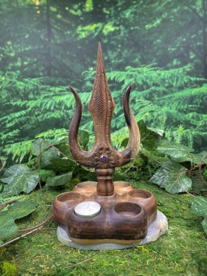 Подсвечник алтарный «Трезубец ☥ 032» (дерево Соно, 6 свечей, 2 аметиста) | Ручная работа Бали