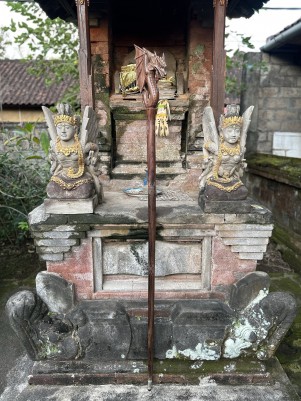 Посох Дракон "Хранитель Прозрения" с Аметистом во лбу