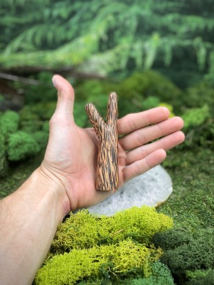 Курипи Синглблок Стендинг из дерева Кокос