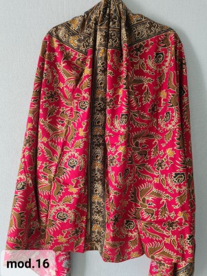 Традиционный Саронг из Индонезии с ручной росписью батиком S-Mod-106