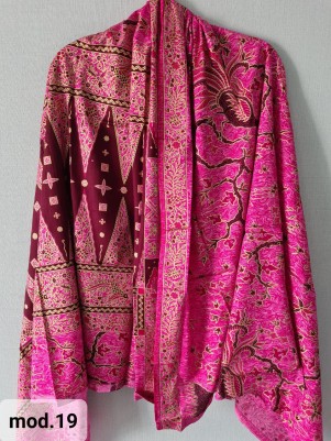 Традиционный Саронг из Индонезии с ручной росписью батиком S-Mod-109