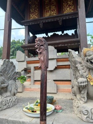 Посох Рангда ☥ I: Страж Перехода, с Аметистом, из дерева Соно ручной работы.