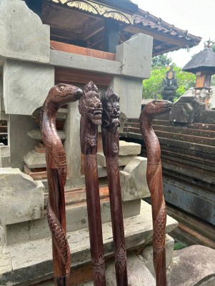 Посох Рангда ☥ II: Страж Перехода, с Аметистом, из дерева Соно ручной работы.